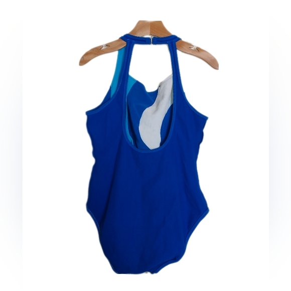 🔴 SALE Retro Halter Style Swimsuit in Blue and White Swirl Design - Picture 4 of 8